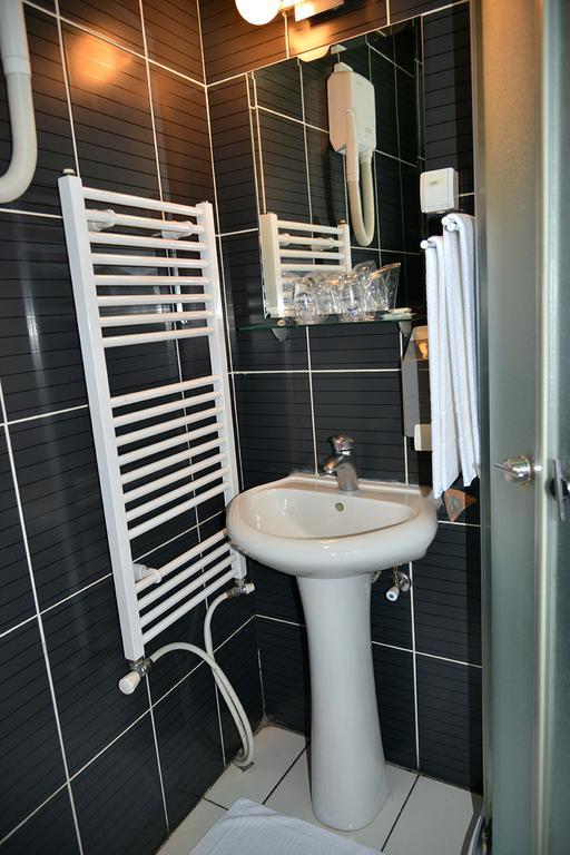 Guest House Amico Vranje Habitación foto